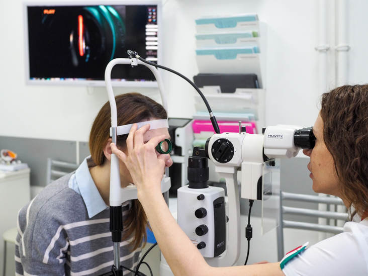 Офтальмоскопия - исследование глазного дна перед лазерной коррекцией зрения
